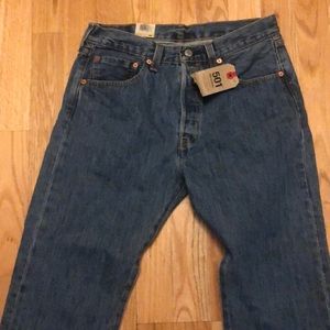 Brand new straight cut Levi jeans